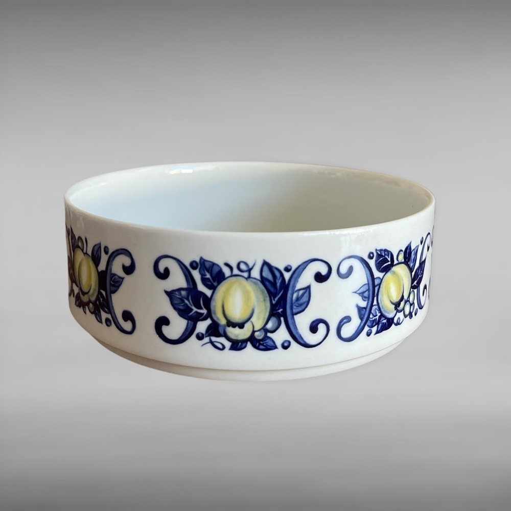 Villeroy & Boch Porcelain Cereal Bowl Cadiz Luxembourg Flower Power 1990s